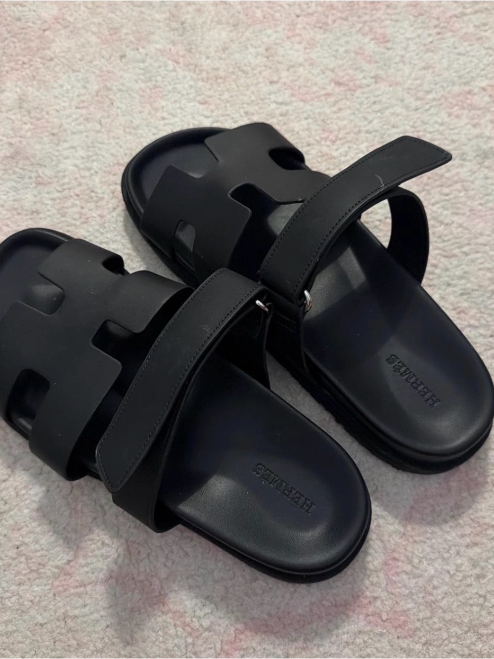 Hermes Black womens Oran-Style Leather Sandals